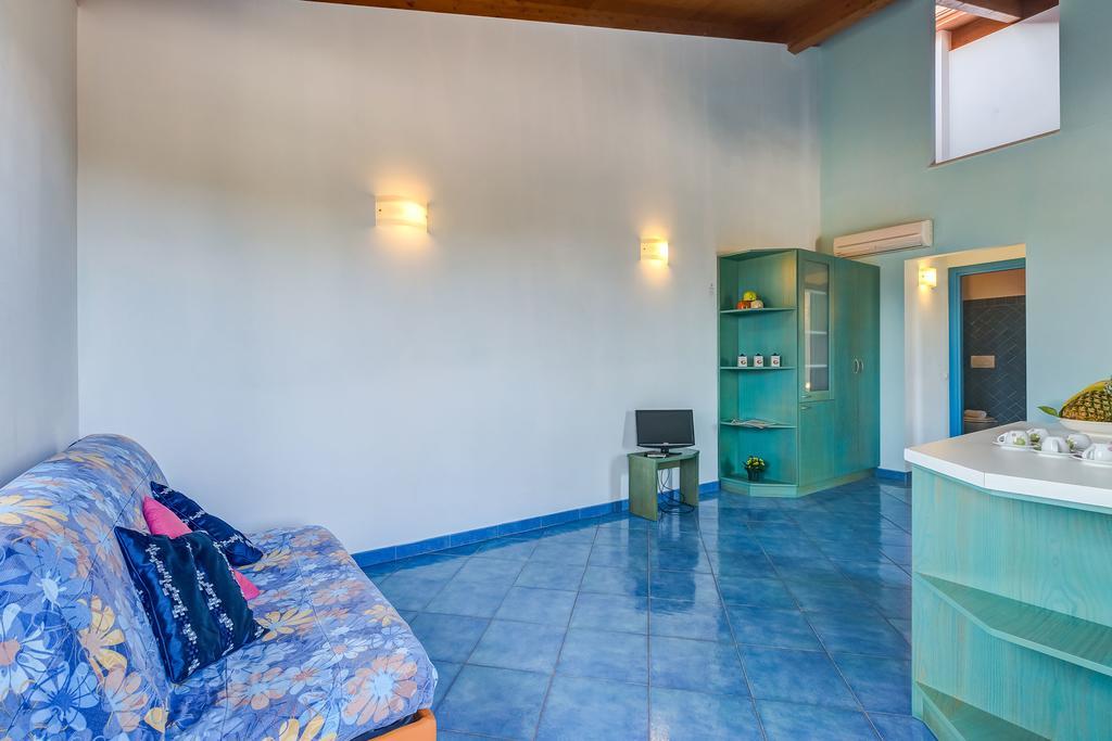 Terra Felice Aparthotel ซาน เฟลิเช เชร์ชีโอ ภายนอก รูปภาพ
